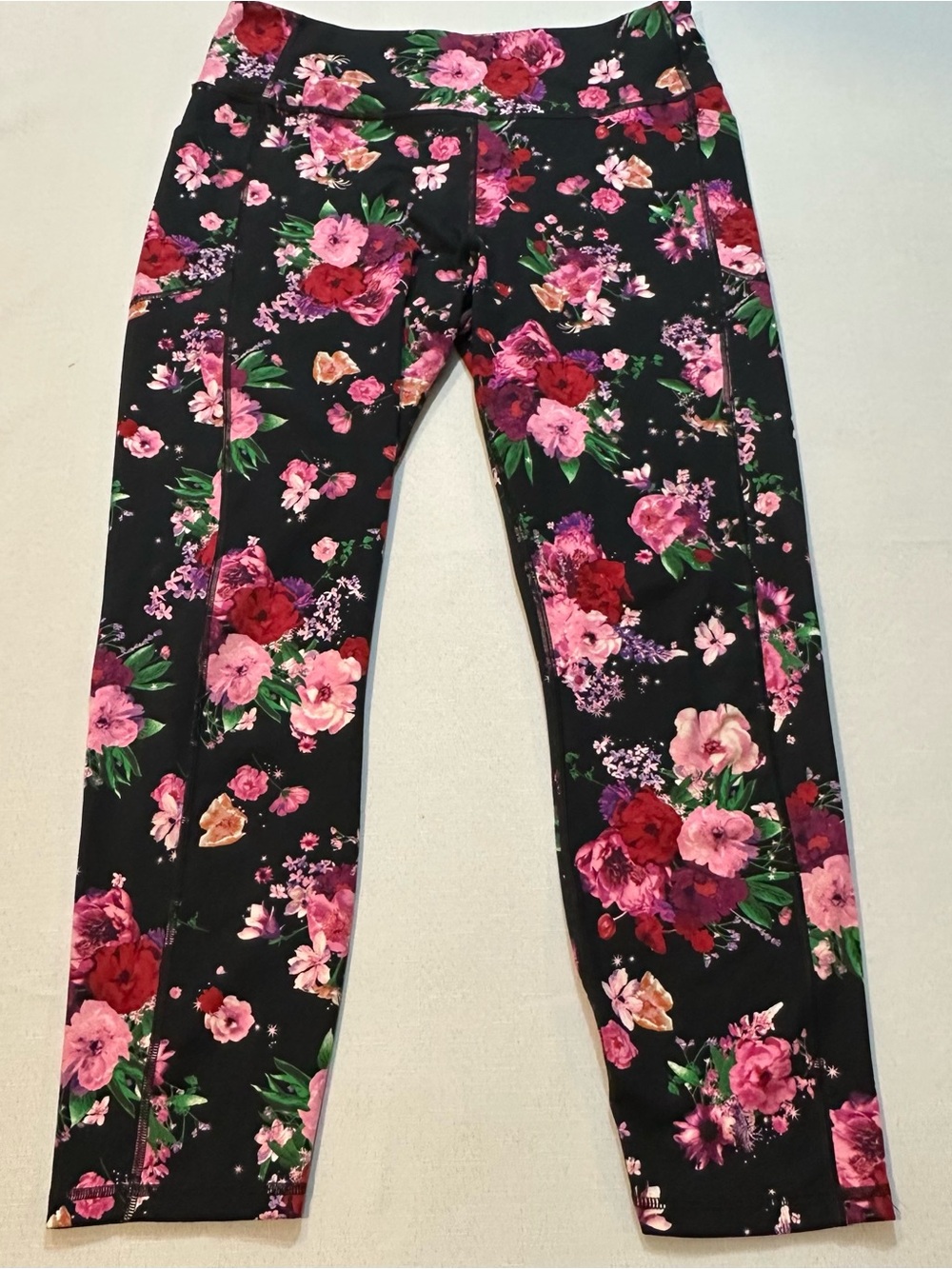 VS On Point Flow Floral Crop Leggings XL